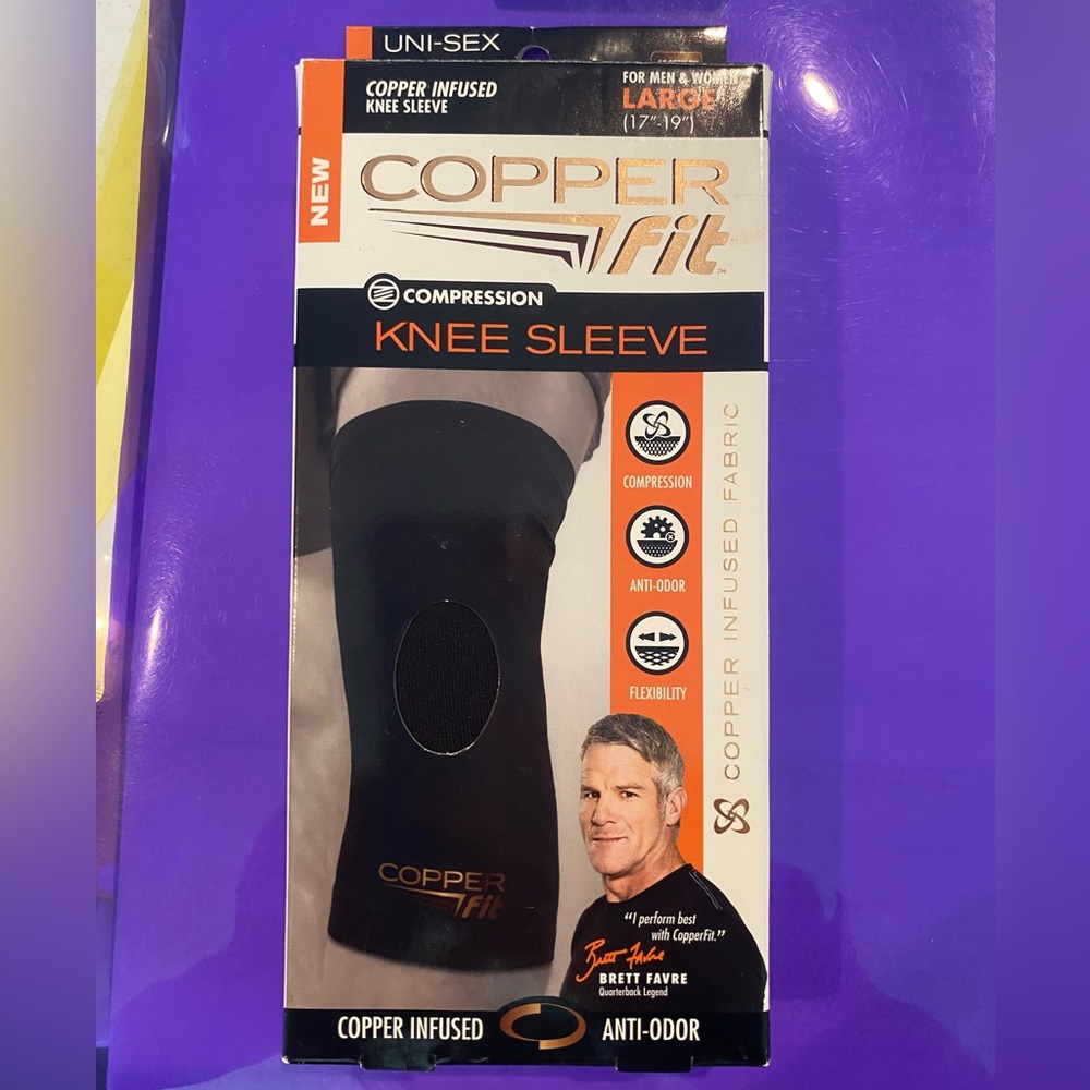 Copper Fit Black compression Knee Sleeve, size Large, New in box